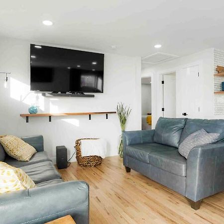 Вилла Sleeps 16 - 15 Min/Downtown, 10 Min/Medical Center Аврора Экстерьер фото